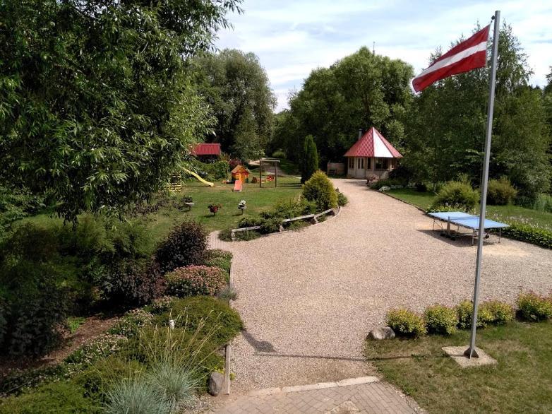 Hotel Viesu Nams Zala Sala Litavniki Exteriér fotografie